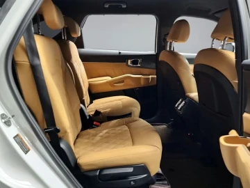2020 Kia Sorento с пробегом 68 572 км