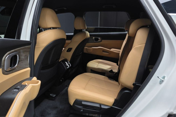 2022 Kia Sorento с пробегом 67 786 км