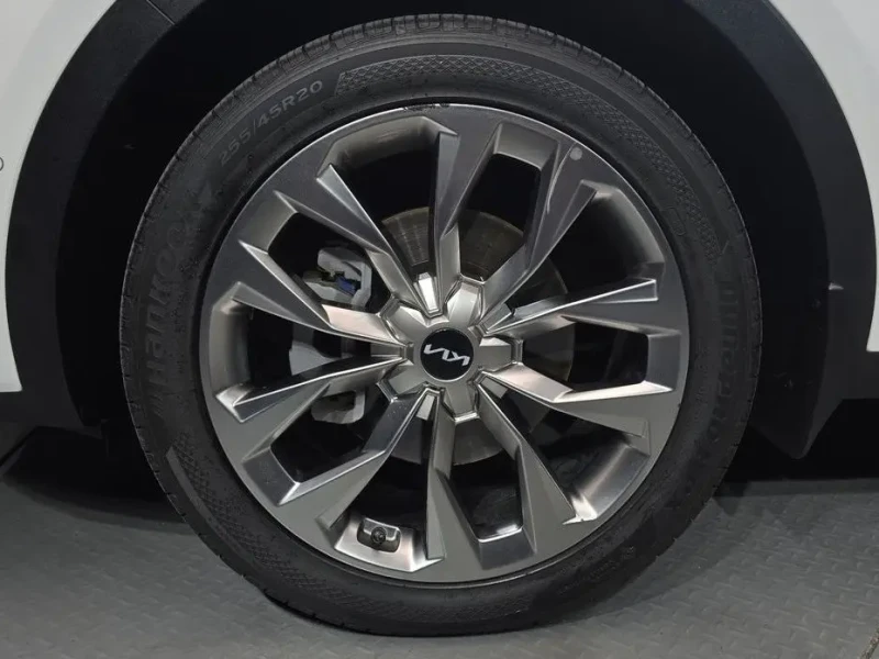 2022 Kia Sorento с пробегом 81 932 км
