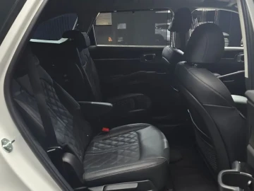 2022 Kia Sorento с пробегом 81 932 км