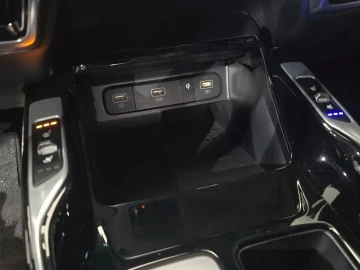 2022 Kia Sorento с пробегом 81 932 км