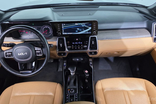 2023 Kia Sorento с пробегом 101 728 км