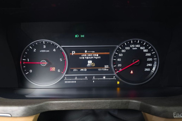 2023 Kia Sorento с пробегом 101 728 км