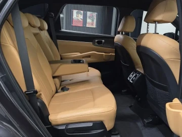 2023 Kia Sorento с пробегом 101 728 км