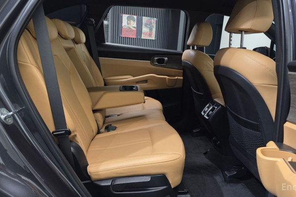 2023 Kia Sorento с пробегом 101 728 км