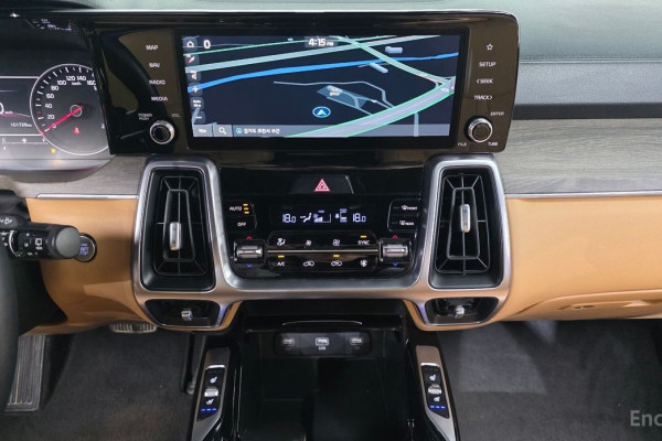 2023 Kia Sorento с пробегом 101 728 км