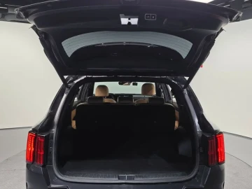 2023 Kia Sorento с пробегом 101 728 км