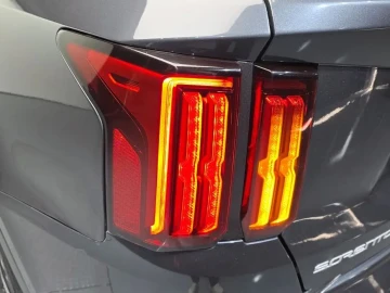 2023 Kia Sorento с пробегом 101 728 км
