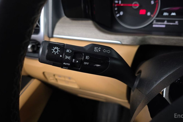 2023 Kia Sorento с пробегом 101 728 км