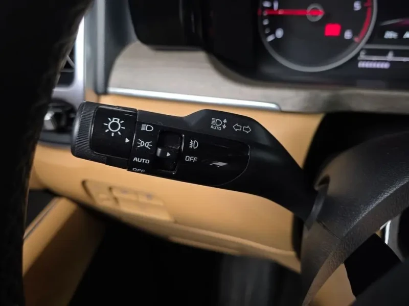 2023 Kia Sorento с пробегом 101 728 км