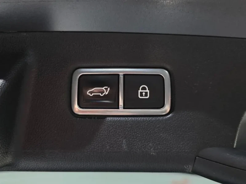 2023 Kia Sorento с пробегом 101 728 км