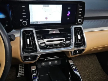 2022 Kia Sorento с пробегом 72 167 км
