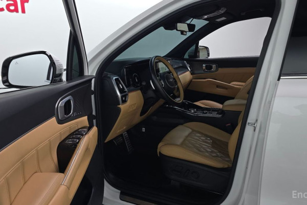 2023 Kia Sorento с пробегом 17 624 км