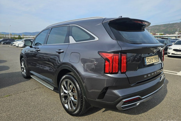 2021 Kia Sorento с пробегом 76 559 км
