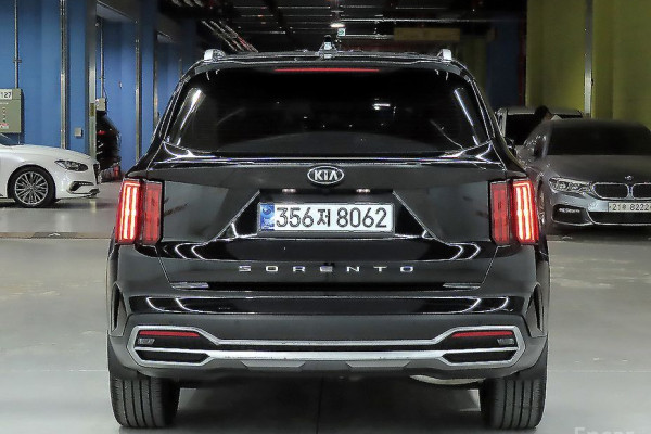2021 Kia Sorento с пробегом 76 177 км