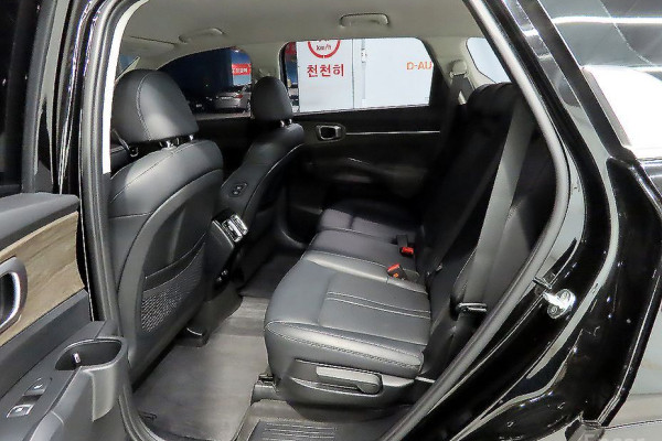 2021 Kia Sorento с пробегом 76 177 км