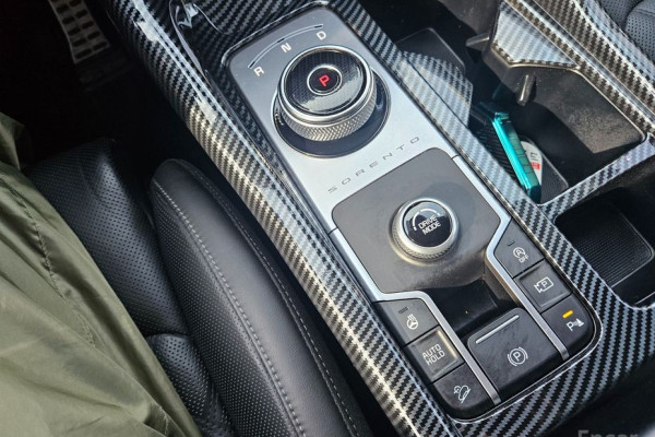 2021 Kia Sorento с пробегом 76 559 км