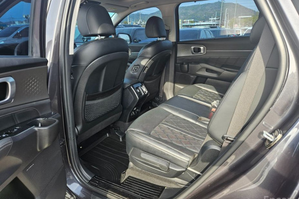 2021 Kia Sorento с пробегом 76 559 км