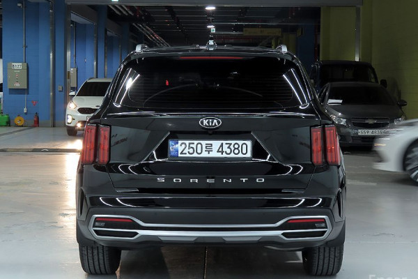 2021 Kia Sorento с пробегом 126 205 км
