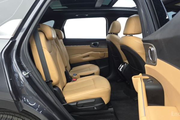 2022 Kia Sorento с пробегом 119 763 км