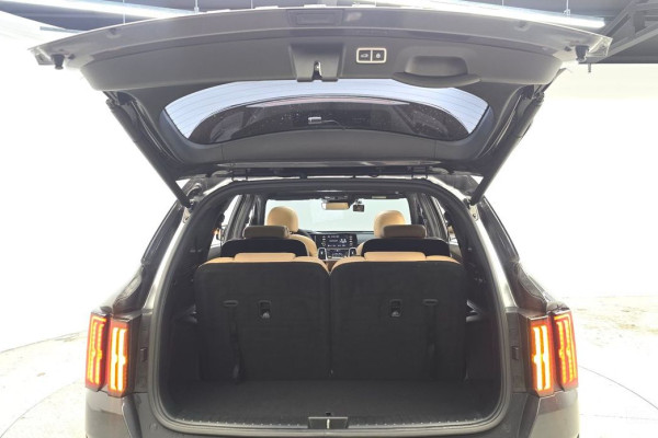 2022 Kia Sorento с пробегом 119 763 км