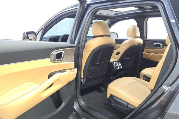 2022 Kia Sorento с пробегом 119 763 км