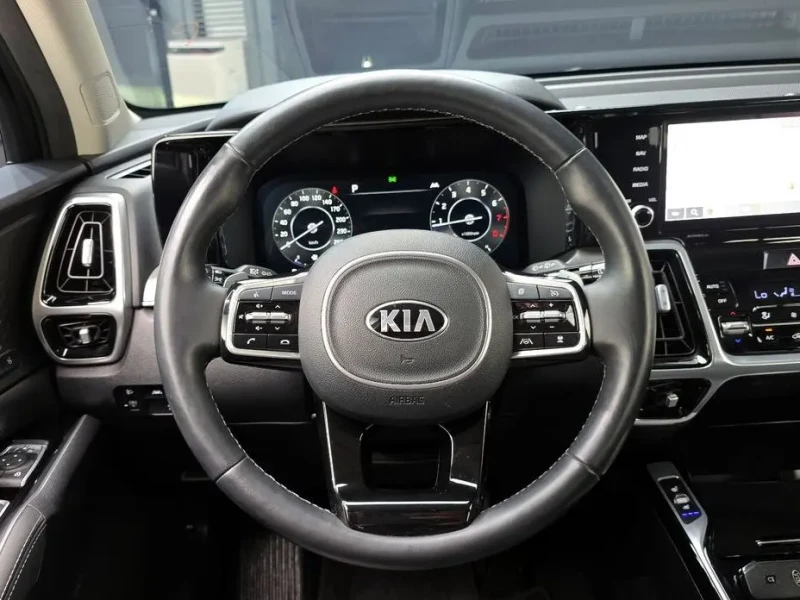 2021 Kia Sorento с пробегом 72 277 км