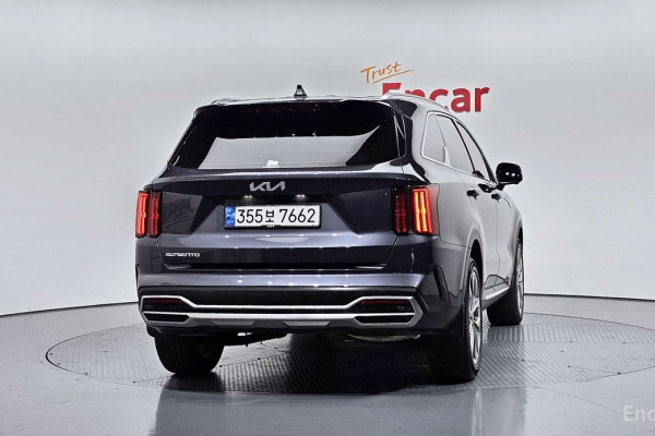 2023 Kia Sorento с пробегом 22 602 км