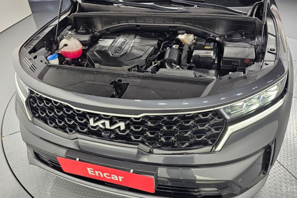 2023 Kia Sorento с пробегом 22 602 км