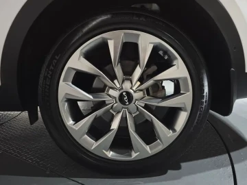 2022 Kia Sorento с пробегом 37 820 км