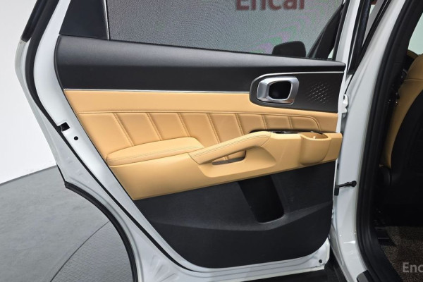 2022 Kia Sorento с пробегом 37 820 км