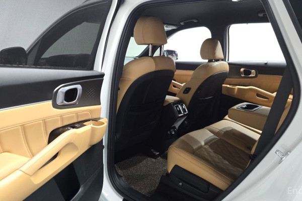 2022 Kia Sorento с пробегом 37 820 км