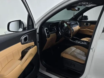 2022 Kia Sorento с пробегом 19 811 км