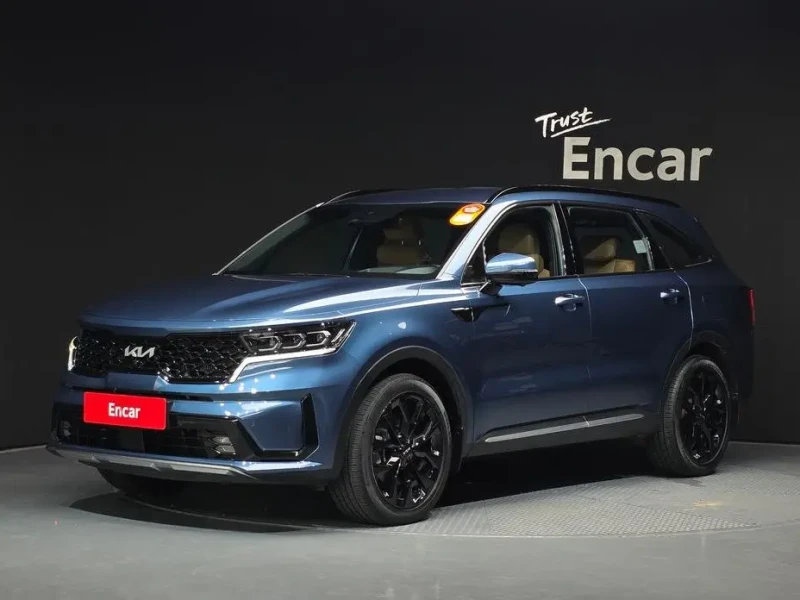2023 Kia Sorento с пробегом 22 691 км