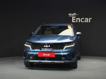 2023 Kia Sorento с пробегом 22 691 км