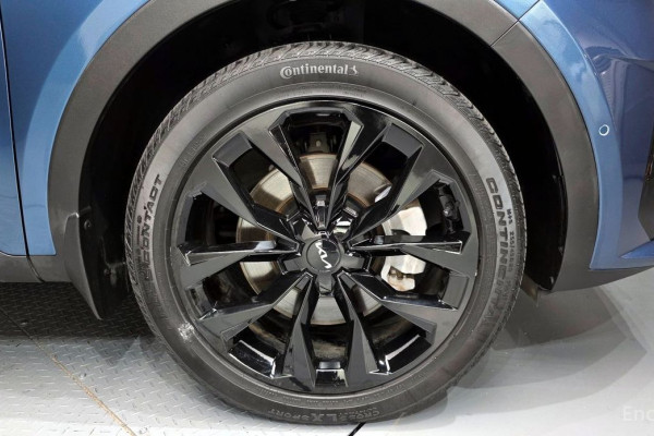 2023 Kia Sorento с пробегом 22 691 км