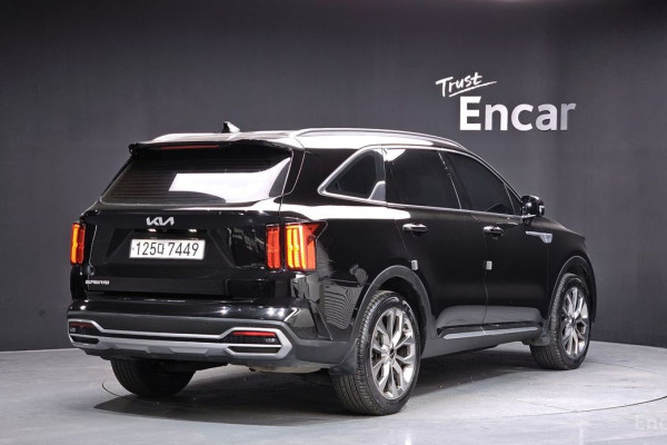 2022 Kia Sorento с пробегом 117 941 км