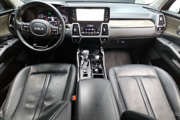 2022 Kia Sorento с пробегом 117 941 км