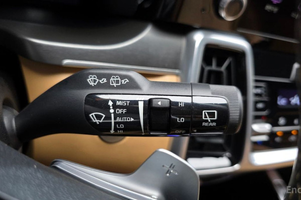 2023 Kia Sorento с пробегом 22 691 км