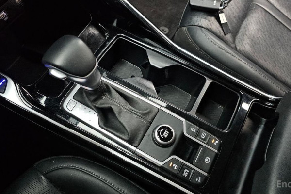 2022 Kia Sorento с пробегом 117 941 км