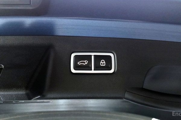 2023 Kia Sorento с пробегом 22 691 км