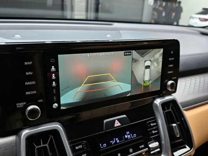 2023 Kia Sorento с пробегом 22 691 км