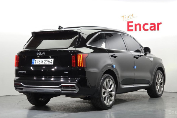 2023 Kia Sorento с пробегом 66 972 км