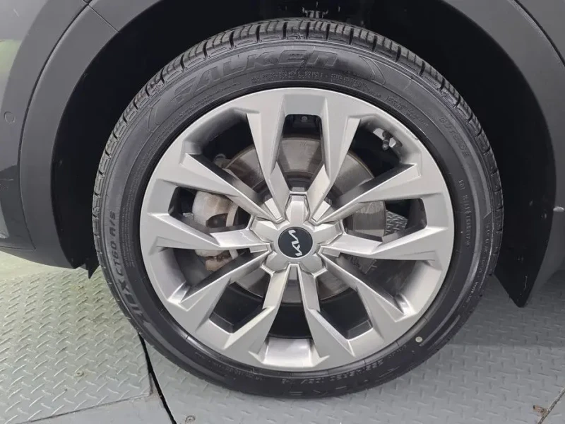 2023 Kia Sorento с пробегом 66 972 км