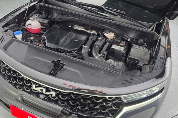 2023 Kia Sorento с пробегом 66 972 км