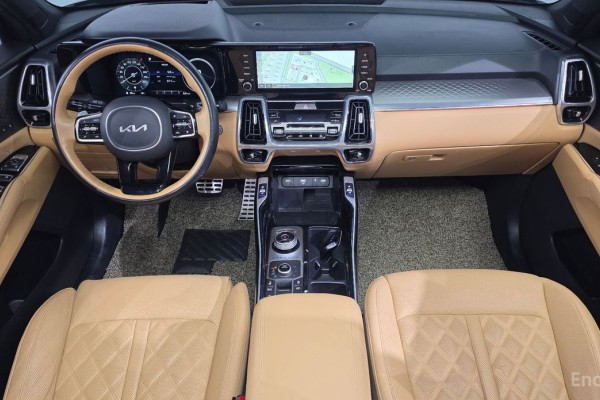 2023 Kia Sorento с пробегом 66 972 км