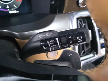2023 Kia Sorento с пробегом 66 972 км