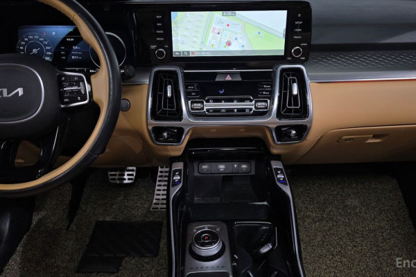 2023 Kia Sorento с пробегом 66 972 км