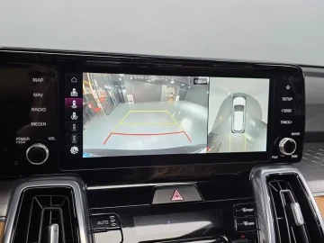 2023 Kia Sorento с пробегом 66 972 км
