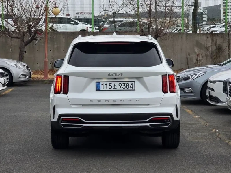 2021 Kia Sorento с пробегом 83 820 км